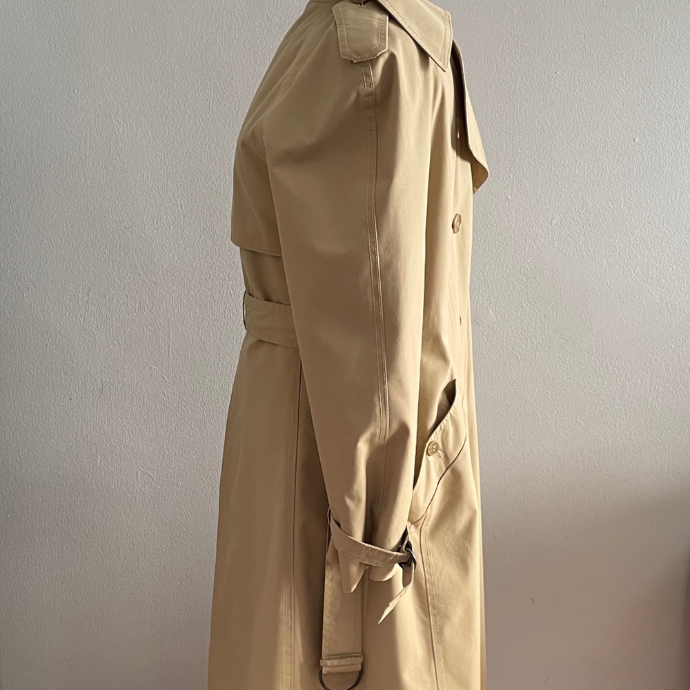 Vintage classic tan dolman sleeved raincoat - Picture 8 of 15
